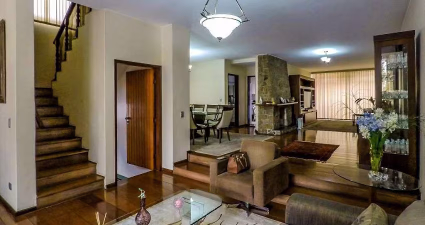 Casa à Venda - Bosque da Saúde, 4 Quartos,  300 m2