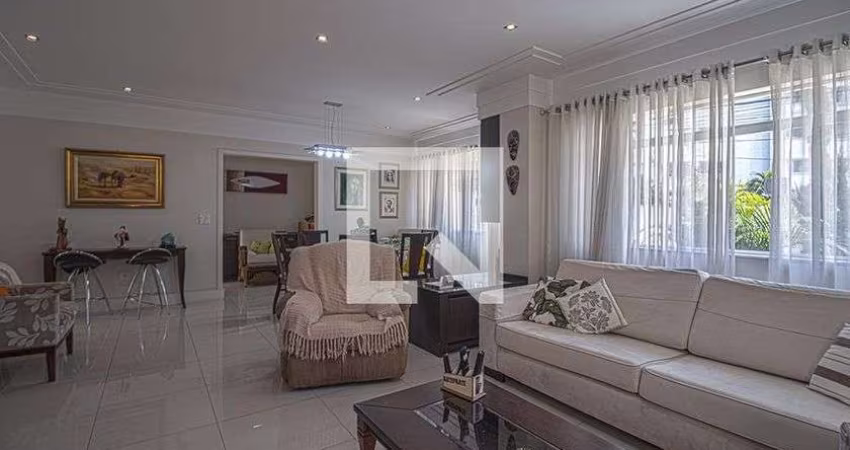Casa à Venda - Bosque da Saúde, 4 Quartos,  225 m2