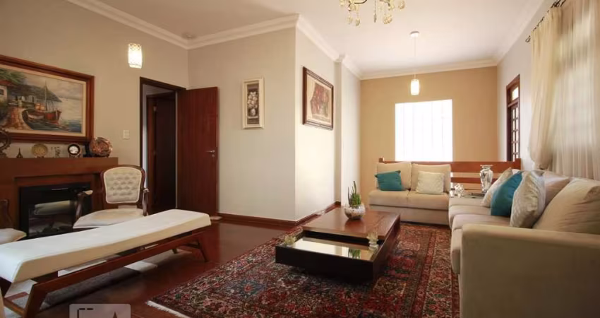 Casa à Venda - Bosque da Saúde, 4 Quartos,  300 m2