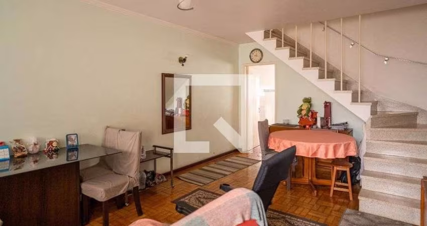 Casa à Venda - Bosque da Saúde, 2 Quartos,  130 m2