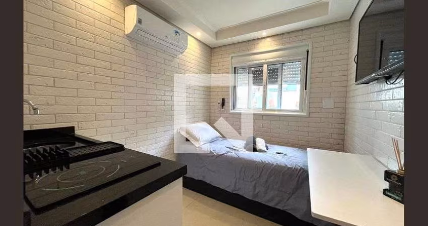 Casa à Venda - Jabaquara, 6 Quartos,  150 m2