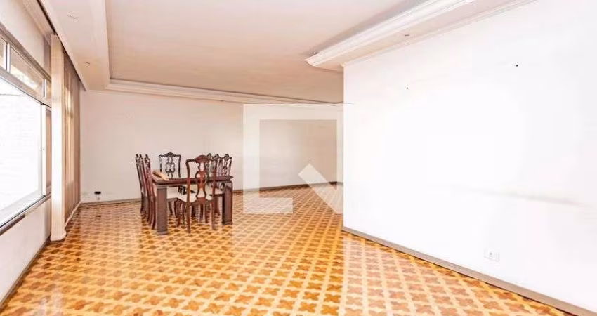 Casa à Venda - Bosque da Saúde, 4 Quartos,  342 m2