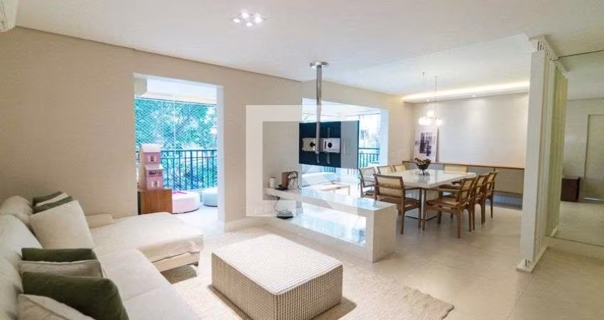 Apartamento à Venda - Chácara Inglesa, 3 Quartos,  136 m2
