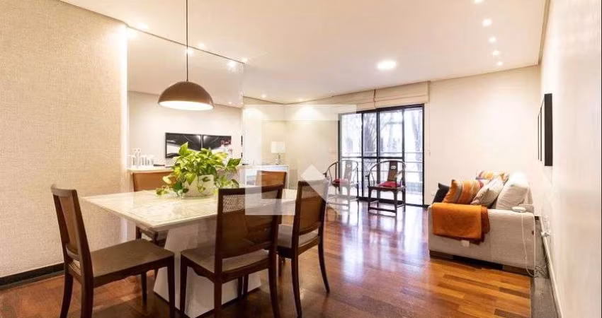Apartamento à Venda - Bosque da Saúde, 3 Quartos,  174 m2