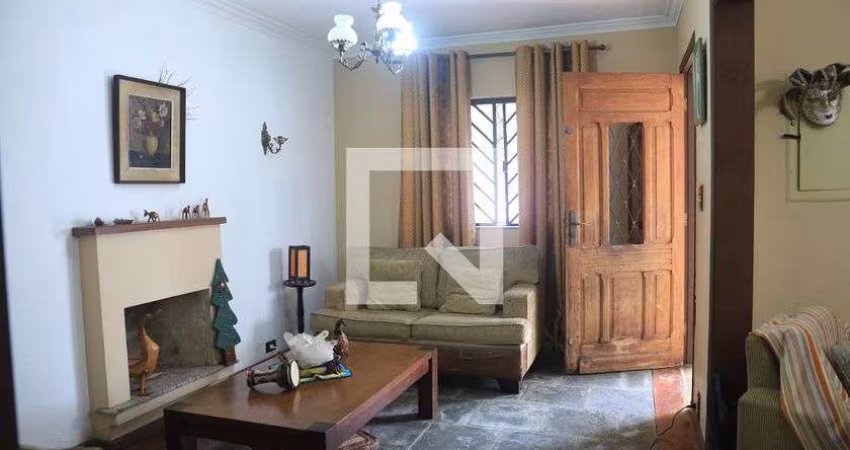 Casa à Venda - Chácara Inglesa, 5 Quartos,  250 m2