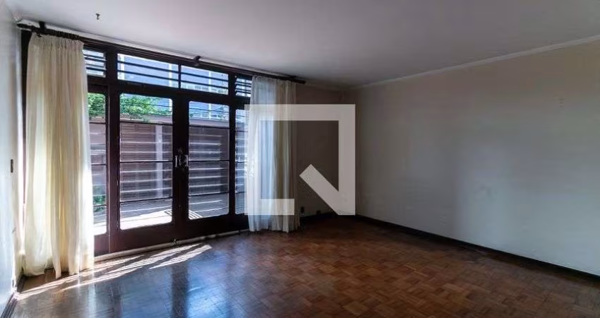 Casa à Venda - Vila Clementino, 3 Quartos,  134 m2