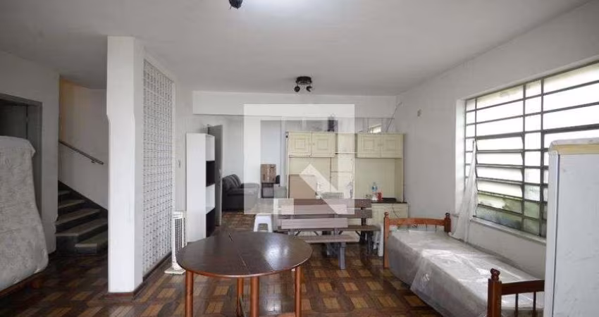 Casa à Venda - Chácara Inglesa, 4 Quartos,  240 m2