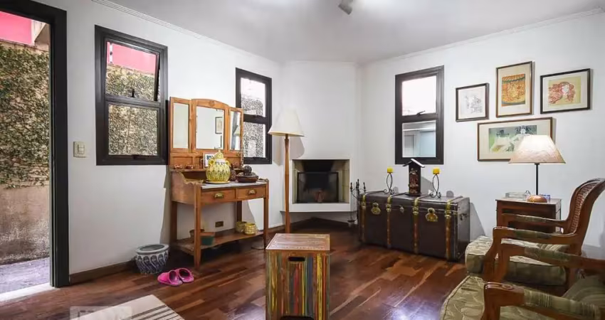 Casa com 3 quartos à venda na Rua Itapacurai, 39, Panamby, São Paulo
