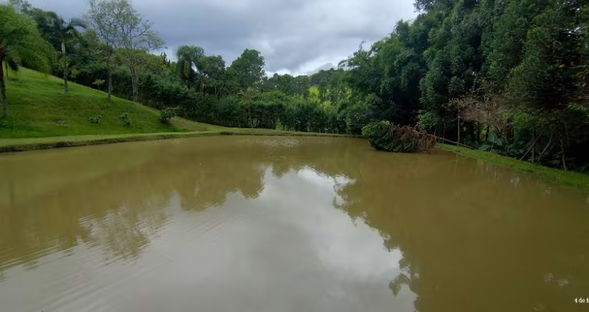 Sítio com lago em Mairinque-sp bairro dona Catarina