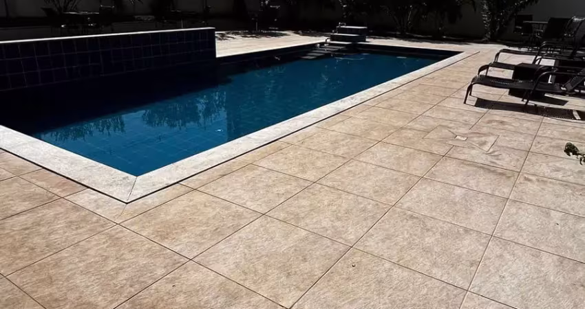 Alugo lindo apartamento com ar, planejado