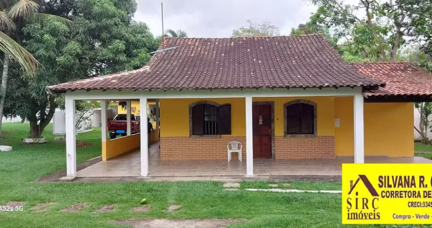 Itaocaia valley-chácara 4.000 m²- 3 casas - 5 qts total- r$ 800 mil