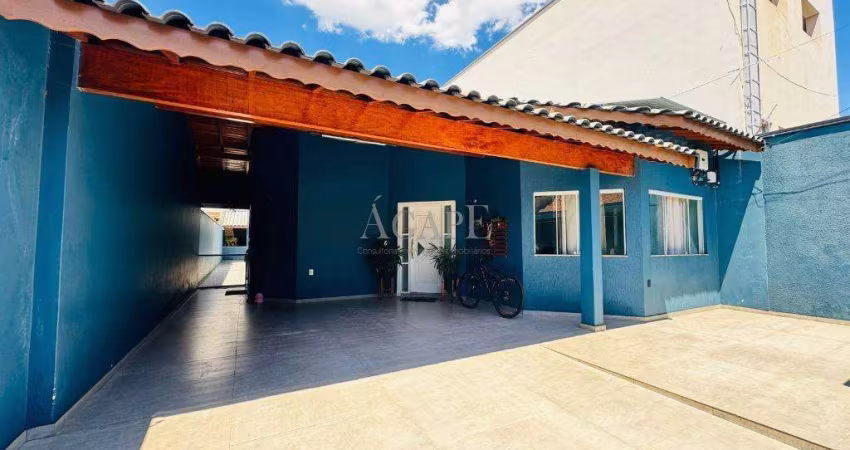 Casa à venda em Artur Nogueira, Jardim Santa Rosa, com 3 quartos, com 173.8 m²