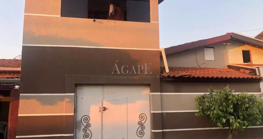Sobrado à venda em Artur Nogueira, Parque das Laranjeiras, com 3 quartos, com 80 m²