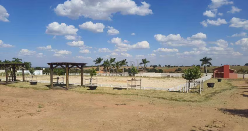 Haras à venda em Artur Nogueira, Vicinal Limeira X Artur, com 2 quartos, com 25000 m²