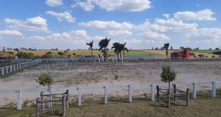 Haras à venda em artur nogueira, vicinal limeira x artur, com 2 quartos, com 25000 m²