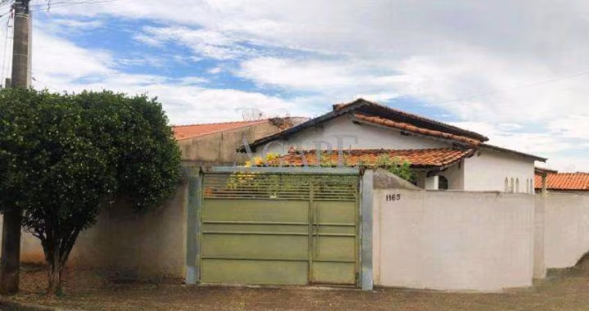 Casa à venda em Artur Nogueira, Parque das Paineiras, com 4 quartos, com 172 m²