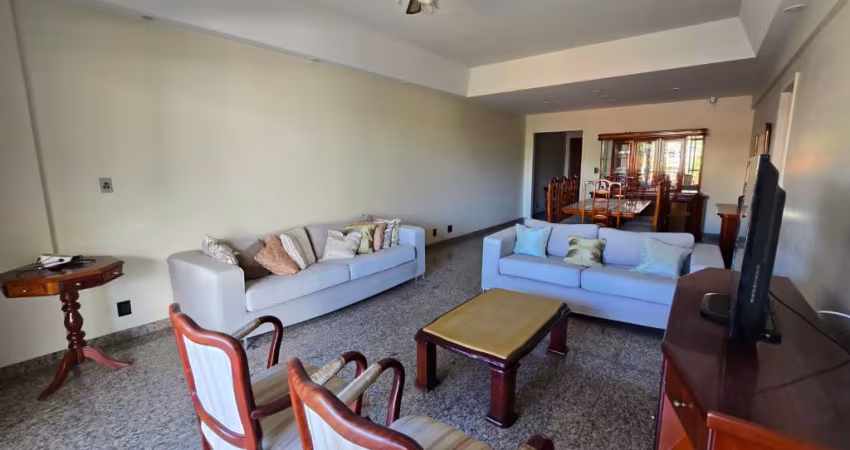 Apartamento com 3 quartos na Freguesia