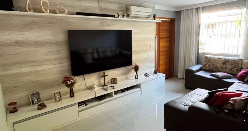 Casa em condomínio Vila Valqueire