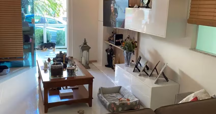 Casa com 3 suítes e área gourmet em condomínio fechado na rua geminiano gois, freguesia