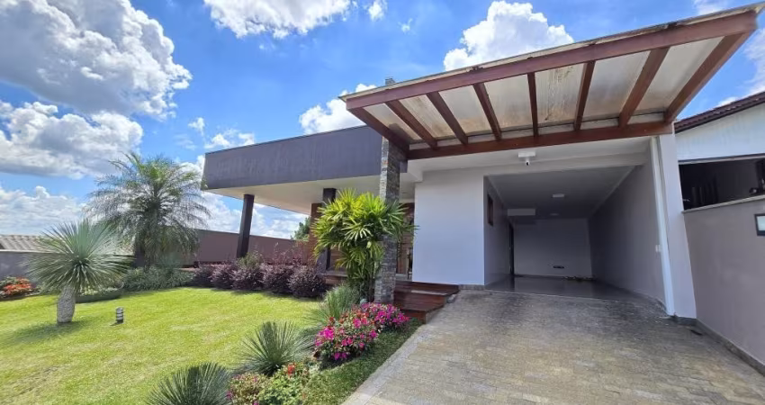 Boehmerwald: Sofisticação e Conforto em Casa Térrea de Alto Padrão