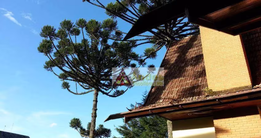 Casa com 400,00 mts² com 5 dormitórios à venda, por R$ 1.325.000 - Alto Do Capivari - Campos do Jordão/SP