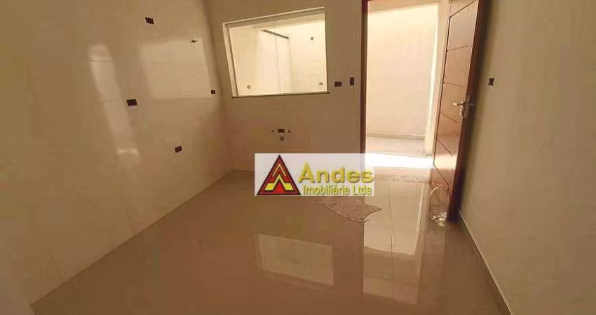Sobrado Novo Ensolarado 140 m²  3 dormitórios 1 suíte 3 vagas à venda, por R$ 580.000 - Tremembé - São Paulo/SP