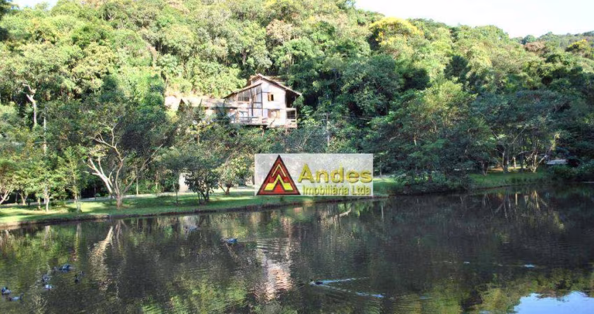 Condomínio Pq Petrópolis Belíssima Casa 3 suítes fino acabamento à venda, 241 m² por R$ 1.300.000,00- Parque Petrópolis - Mairiporã/SP