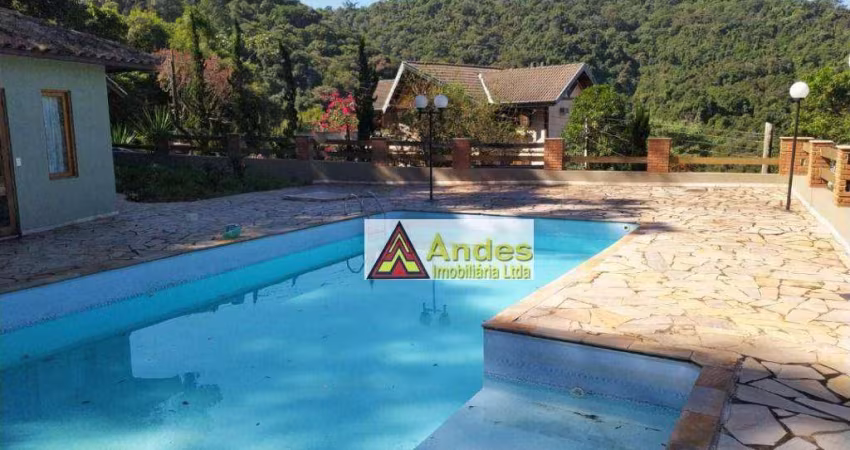 Condominio Alpes da Cantareira Moderna Casa 3 amplas suítes Piscina com hidro 7 vagas  à venda, 380 m² por R$ 2.300.000 - Caraguatá - Mairiporã/SP