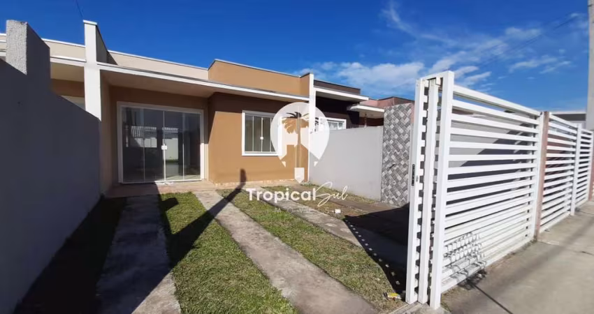 CASA À VENDA NO BALNEÁRIO CANOAS  Conforto e Praticidade