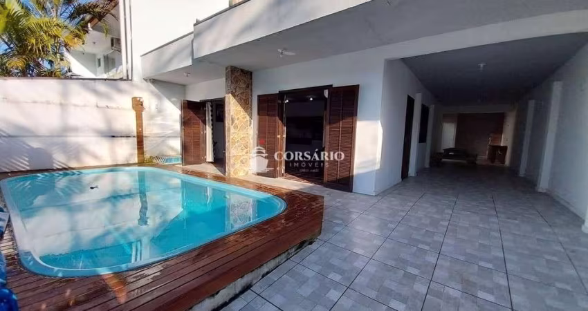 Casa 04 quartos com piscina Balneário Canoas