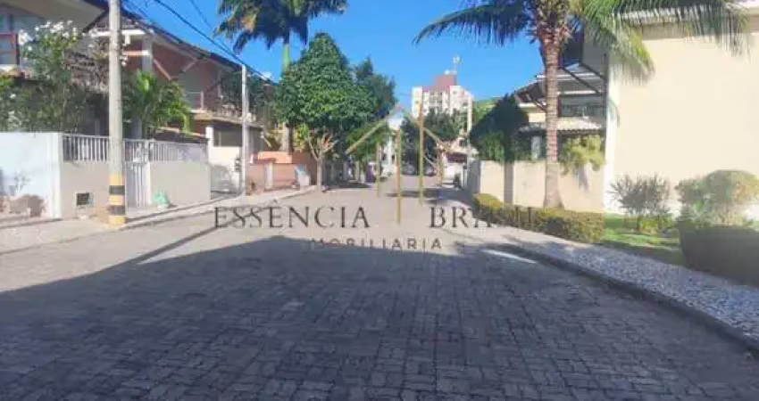 Casa em condomínio fechado com 4 quartos à venda na Rua Carlos Conceição, 3, Buraquinho, Lauro de Freitas