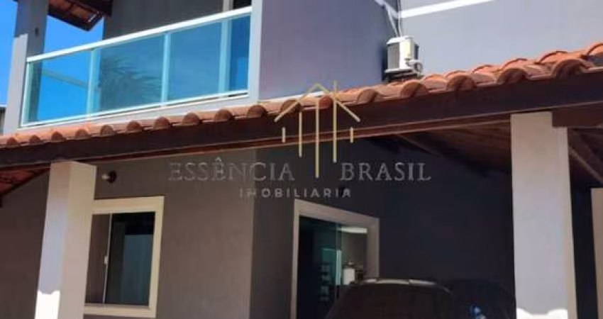 TRIPLEX EM RUA PÚBLICA 3/4 ABRANTES
