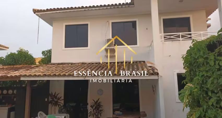 Ótima casa 3 quartos, em miragem, próxima à praça das corujas