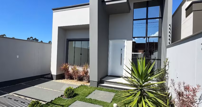 Casa  nova com 3 dormitórios, suíte e amplo terreno a partir de r$ 669.900.
