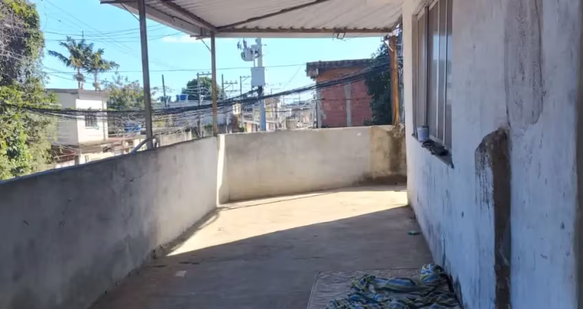 Casa comercial com 1 sala à venda na Rua Cinco, Parque São João, Duque de Caxias