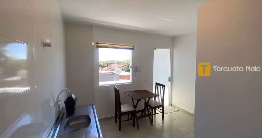 Apartamento studio mobiliado em local seguro e tranquilo