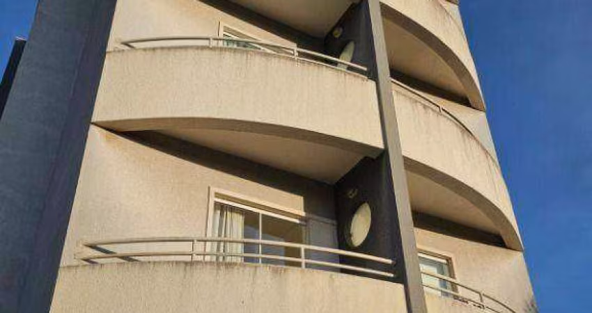 Apartamento com 2 dormitórios para alugar, 74 m² por R$ 1.650,00/mês - Trianon - Guarapuava/PR