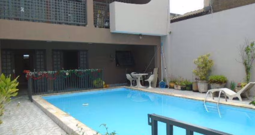 Casa para Venda em Presidente Prudente, ITAPURA II, 4 dormitórios, 4 suítes, 5 banheiros, 4 vagas