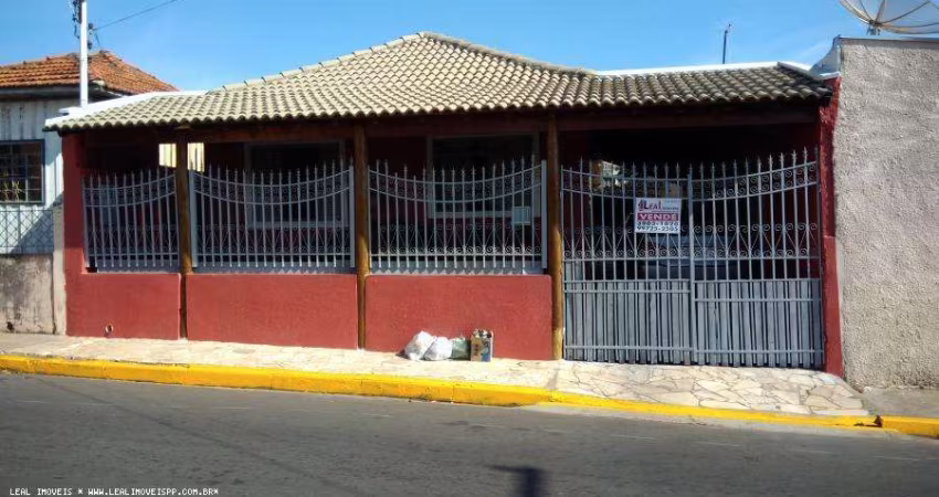 Casa para Venda em Presidente Prudente, FORMOSA, 4 dormitórios, 2 banheiros, 4 vagas
