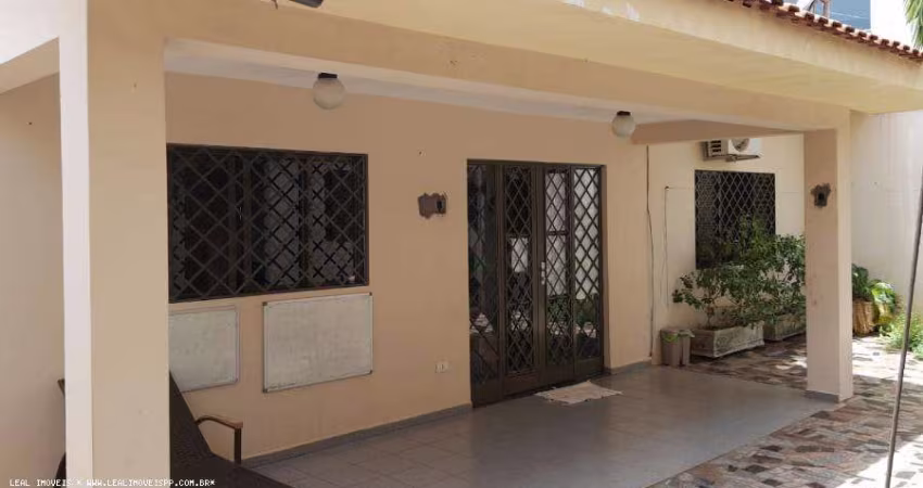Casa para Venda em Presidente Prudente, PARIS, 4 dormitórios, 1 suíte, 1 banheiro, 2 vagas
