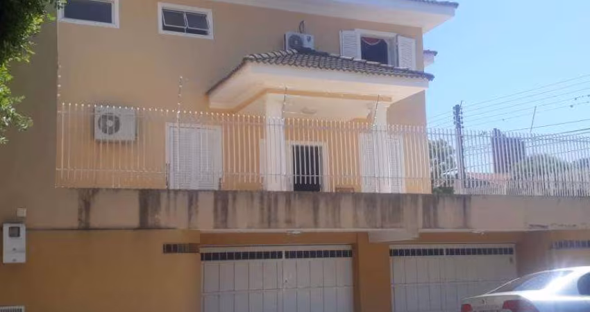 Casa para Venda em Presidente Prudente, PAULISTA, 4 dormitórios, 4 suítes, 6 banheiros, 8 vagas