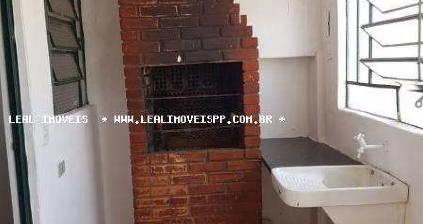 Casa para Venda em Presidente Prudente, FORMOSA, 3 dormitórios, 2 banheiros, 2 vagas