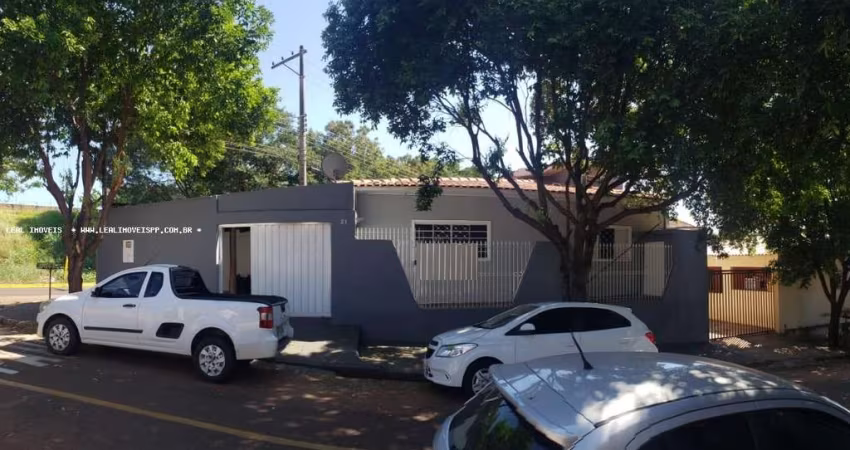 Casa para Venda em Presidente Prudente, BRASILIA, 2 dormitórios, 1 suíte, 2 banheiros, 2 vagas