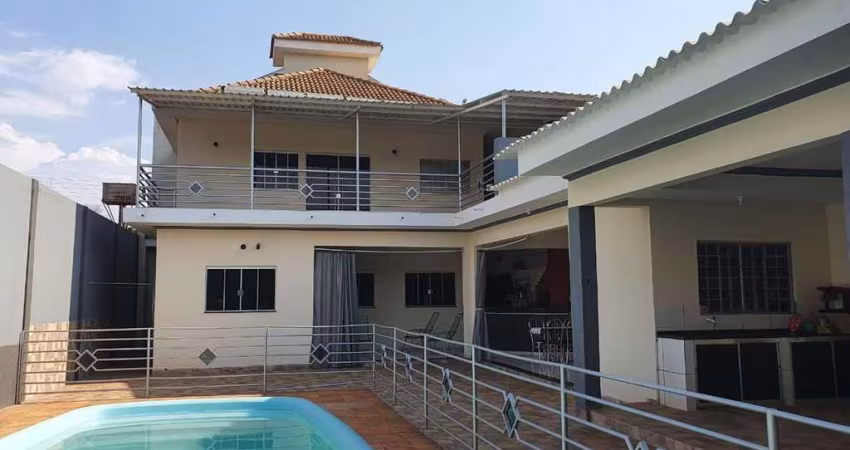 Casa para Venda em Paulicéia, CENTRO, 6 dormitórios, 1 suíte, 4 banheiros, 4 vagas