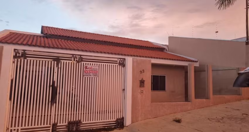 Casa para Venda em Presidente Prudente, SÃO LUCAS, 3 dormitórios, 1 suíte, 3 banheiros, 2 vagas