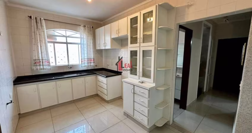 Casa para Venda em Presidente Prudente, ESTORIL, 4 dormitórios, 1 suíte, 2 banheiros, 2 vagas