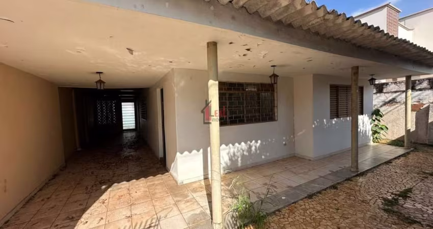 Casa para Venda em Presidente Prudente, AVIAÇÃO, 3 dormitórios, 1 suíte, 3 banheiros, 2 vagas