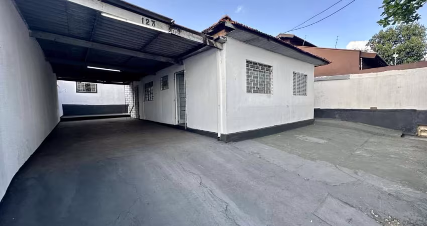 Casa para Locação em Presidente Prudente, JARDIM SÃO DOMINGOS, 3 dormitórios, 2 banheiros, 2 vagas