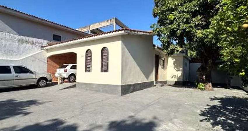 Casa para Venda em Presidente Prudente, VILA RAMOS DE FREITAS, 3 dormitórios, 1 banheiro, 1 vaga