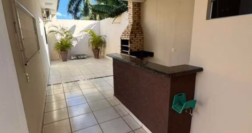 Casa para Venda em Presidente Prudente, PAULISTA, 3 dormitórios, 1 suíte, 3 banheiros, 2 vagas
